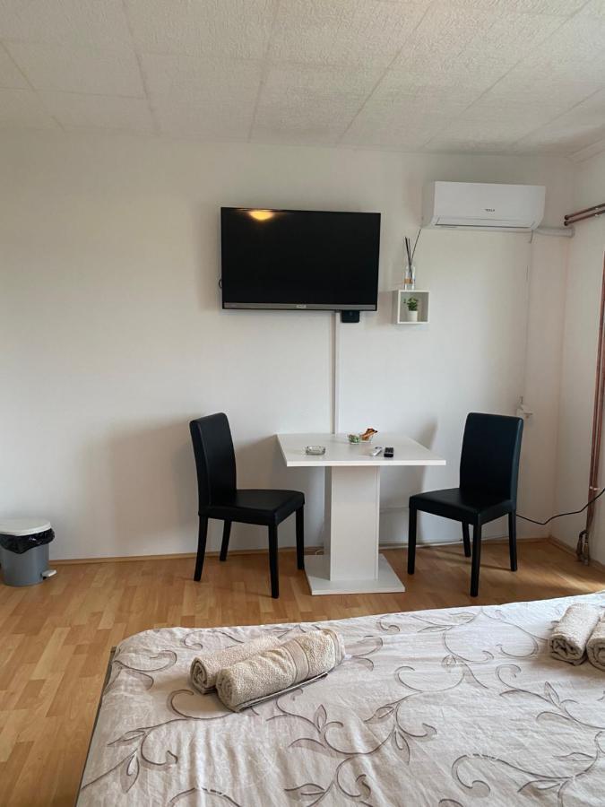 Apartmani Petra Novi Sad Dış mekan fotoğraf